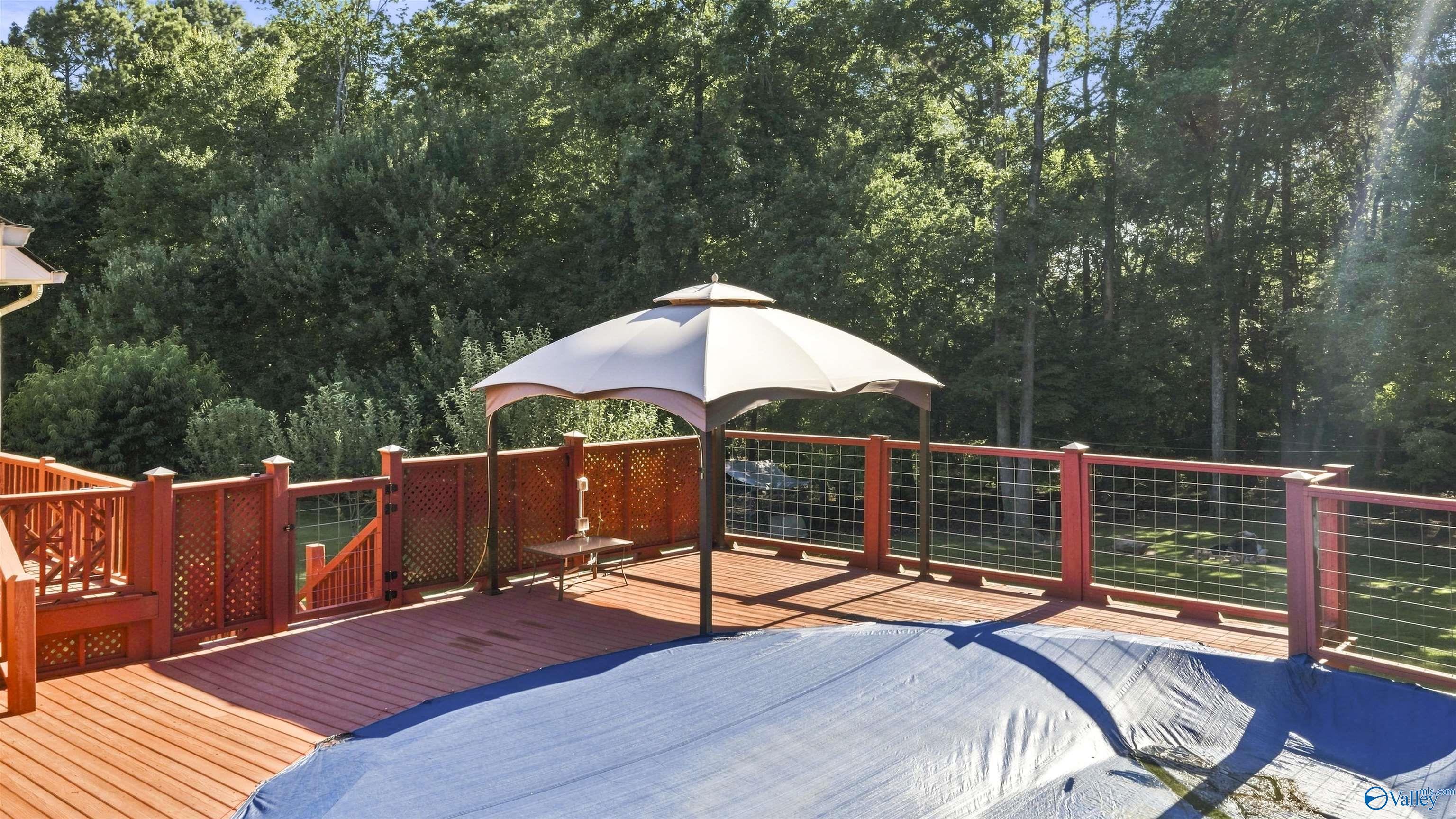 11 Autumn Run Road NE