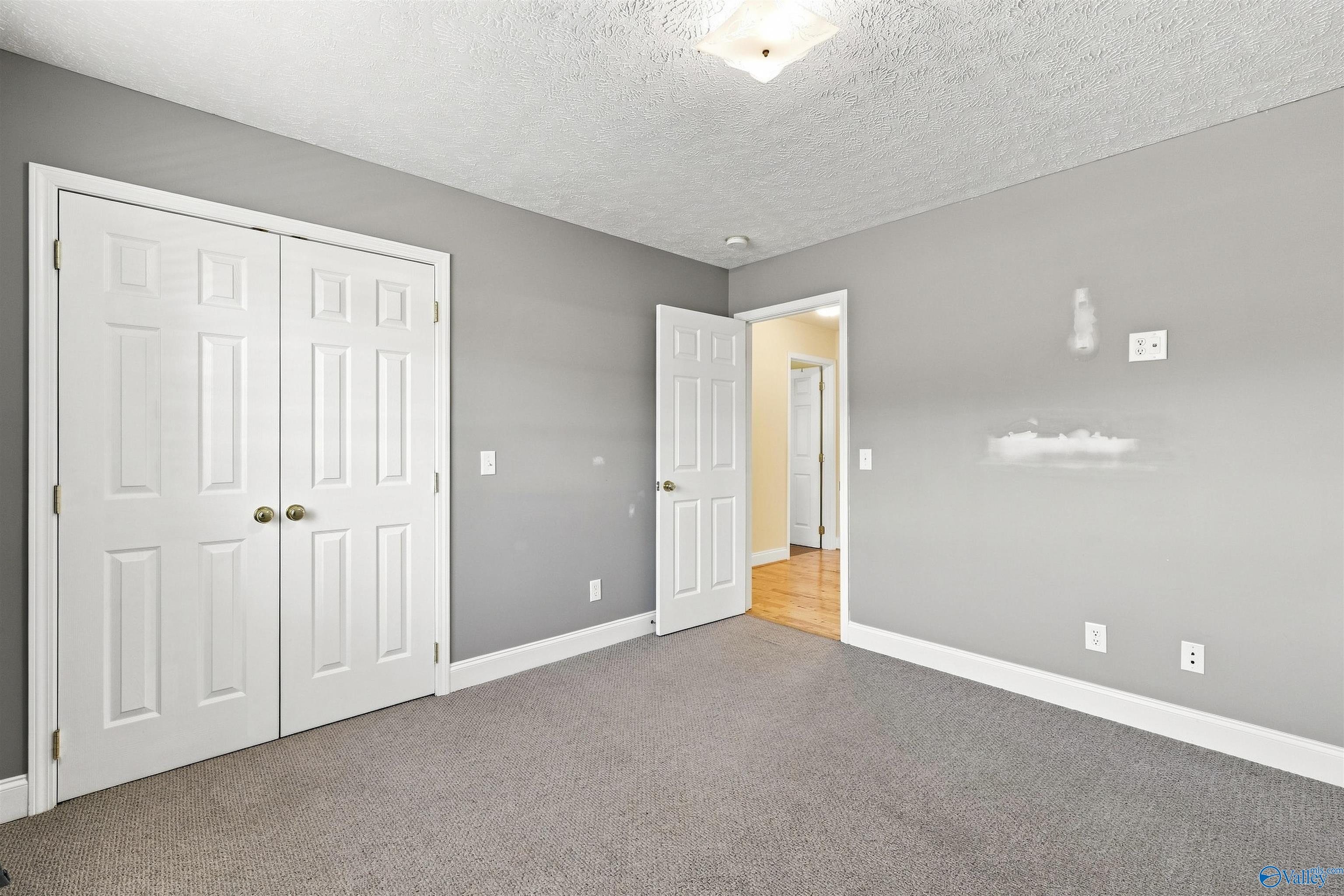 11 Autumn Run Road NE