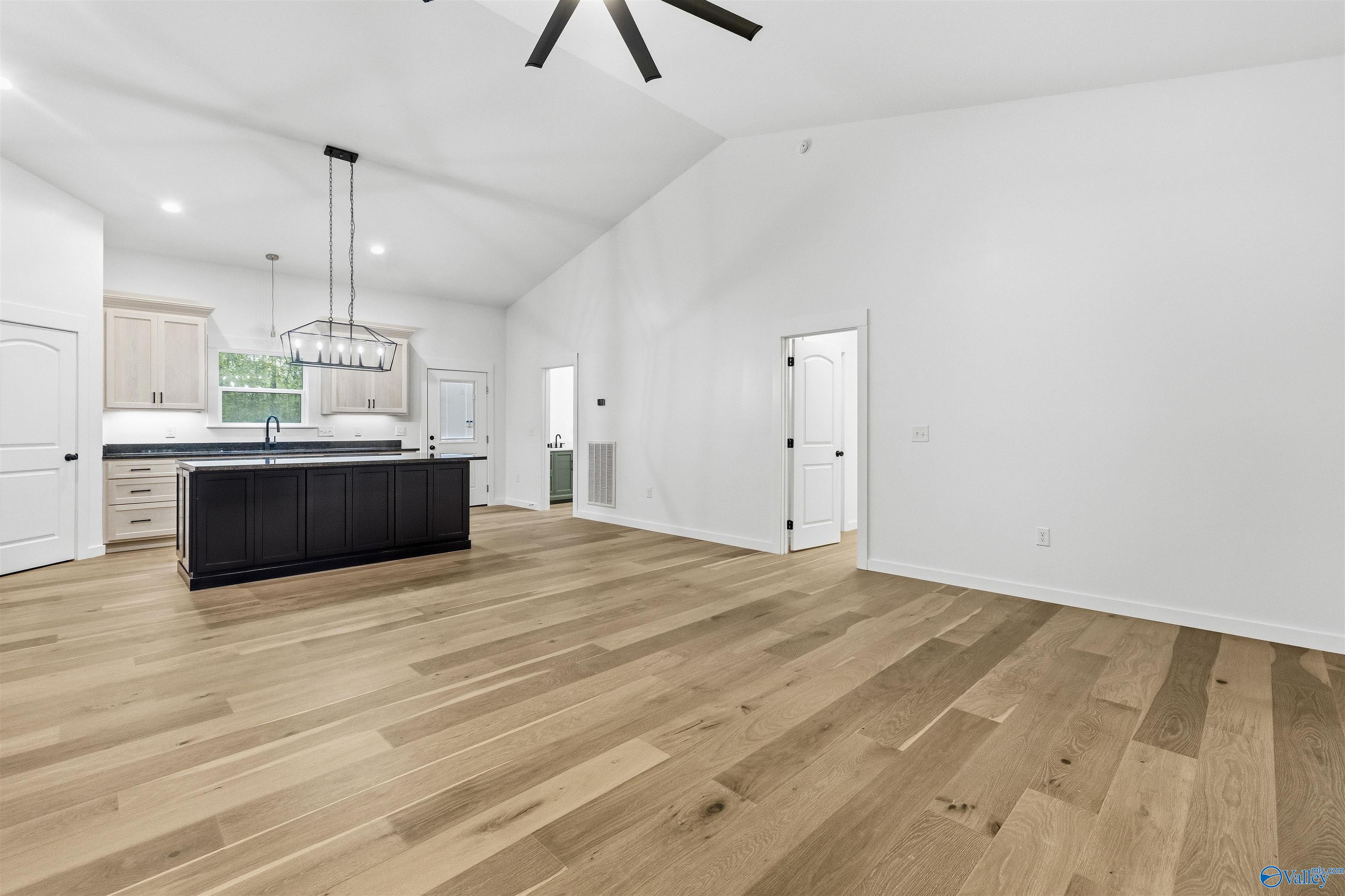107 Horizon Street