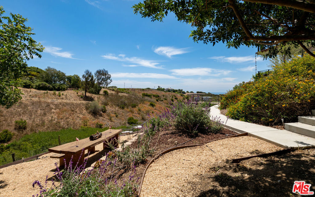 5904 Kanan Dume Road