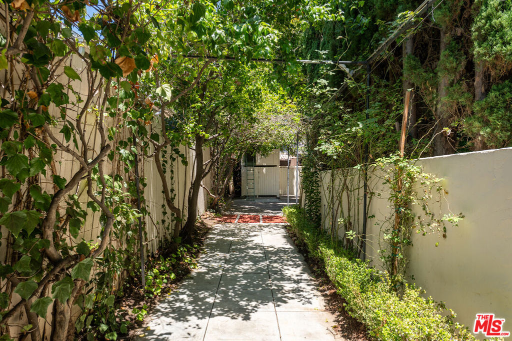 231 23rd Street