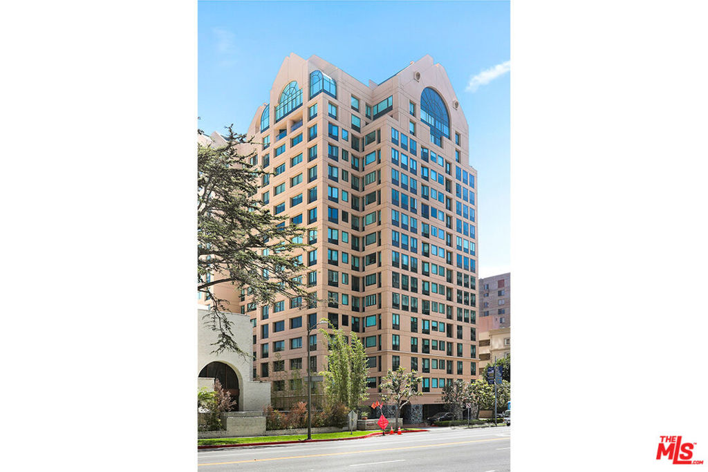 10520 Wilshire Boulevard 305