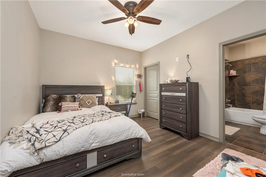 1014 Foster Unit: A