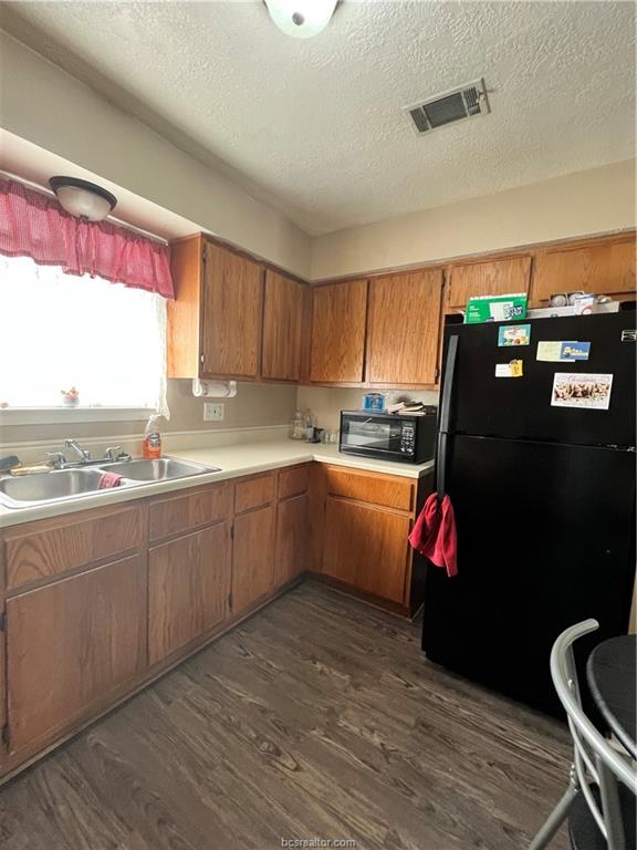 902 Spring Loop Unit: B