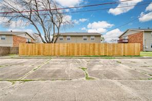 717 Wellesley Court Unit: B