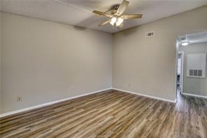 717 Wellesley Court Unit: B