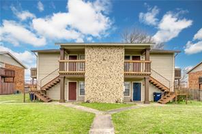 717 Wellesley Court Unit: B