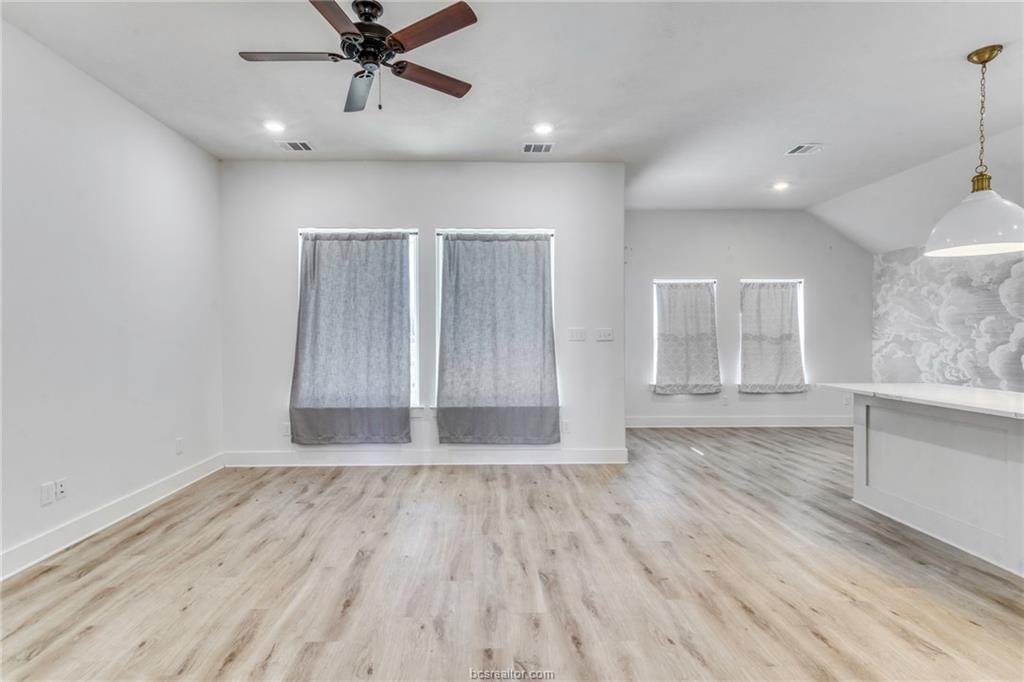 508 Brazos Bend