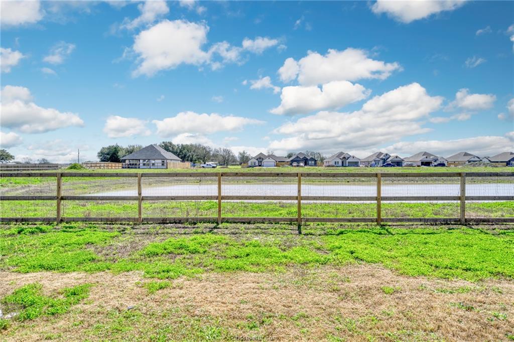 508 Brazos Bend