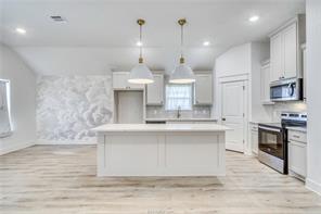 508 Brazos Bend