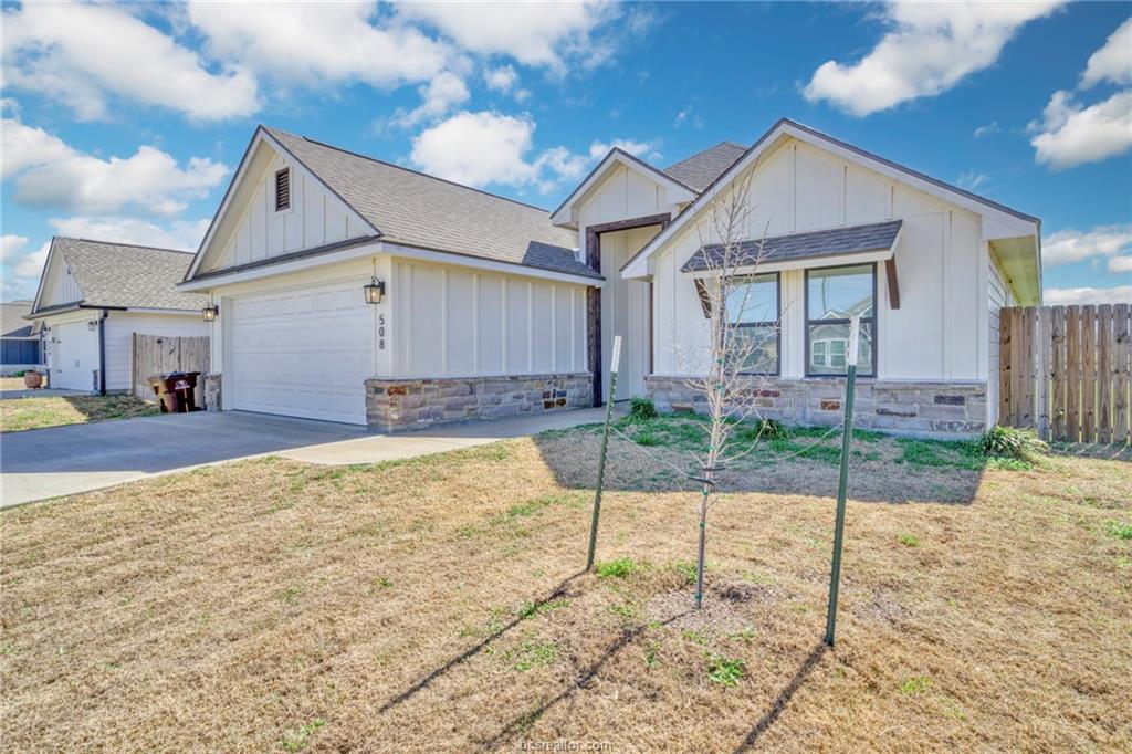 508 Brazos Bend