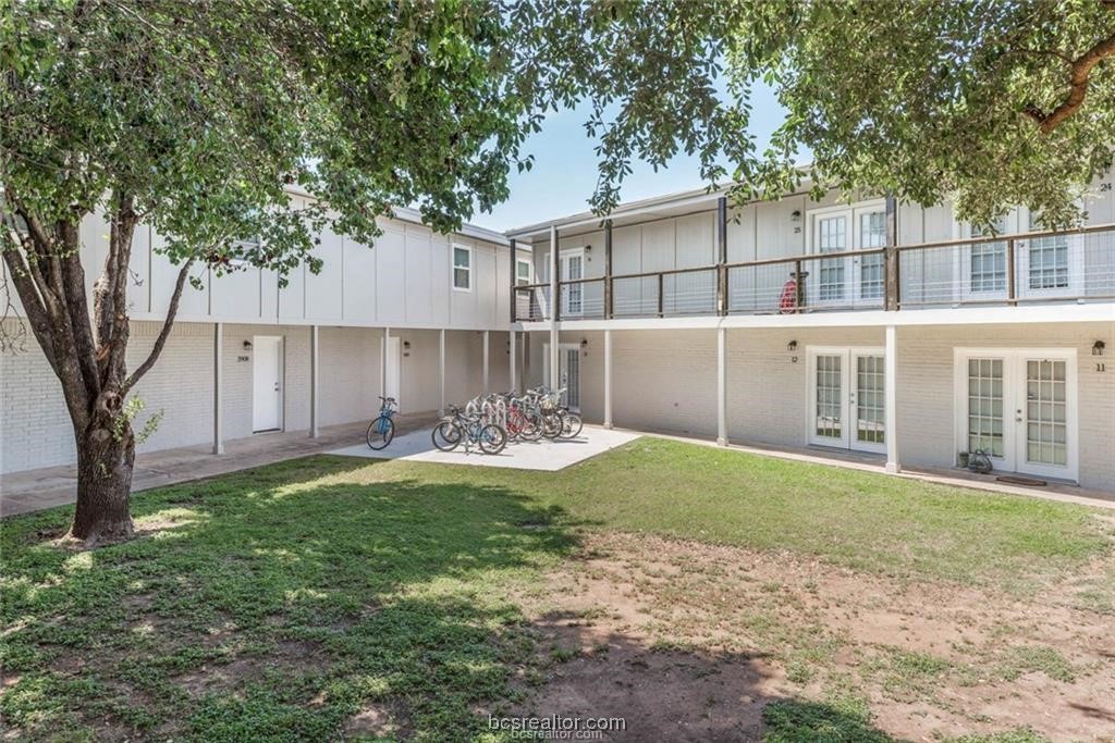 3900 Old College Road Unit: 12