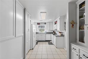 3287 Bradley Lane