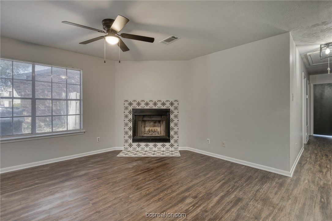 1203 Spring Loop Unit: A
