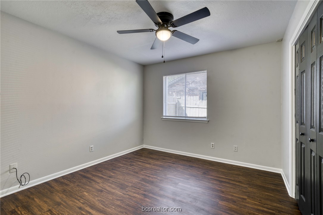 1203 Spring Loop Unit: A