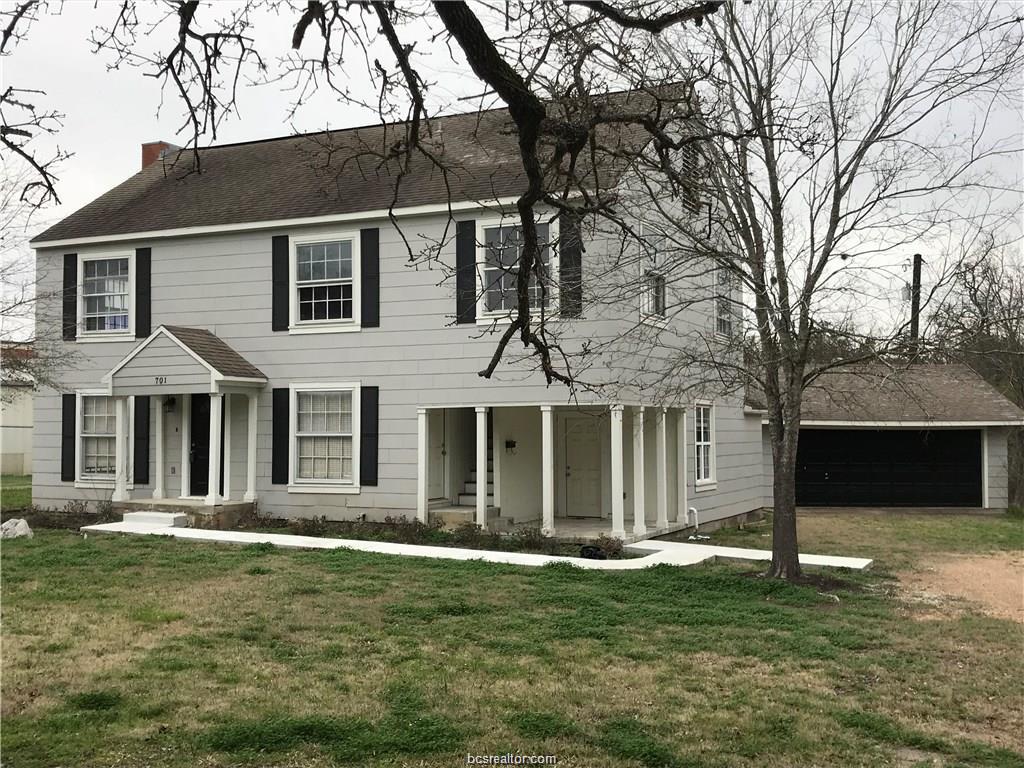 701 GILCHRIST