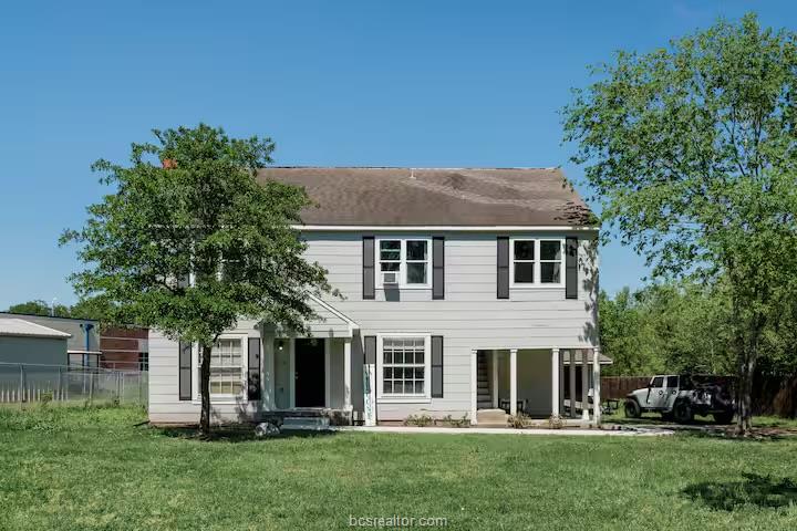 701 GILCHRIST