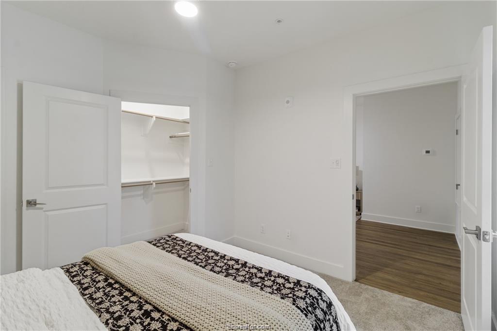 4013 Aspen Street Unit: 114