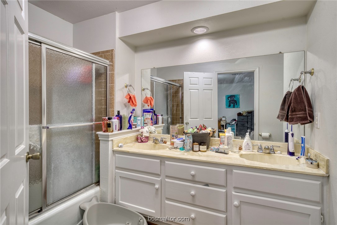 2400 Longmire Dr Unit: 303