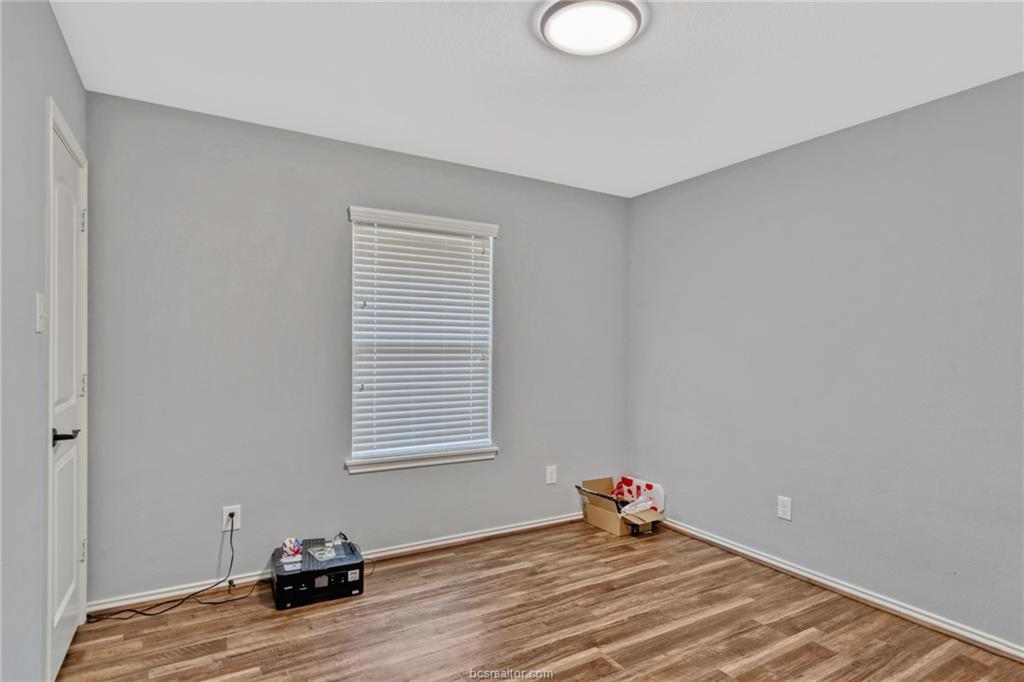 305 TRIUMPH COURT