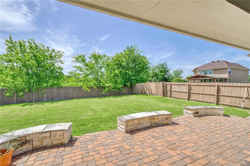 305 TRIUMPH COURT
