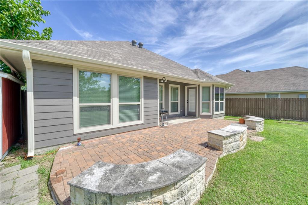 305 TRIUMPH COURT