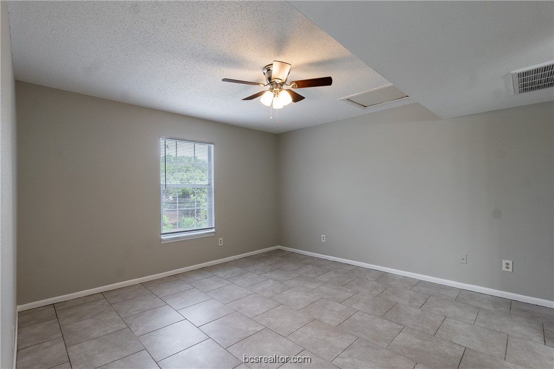 2000 Kazmeier Unit: 21