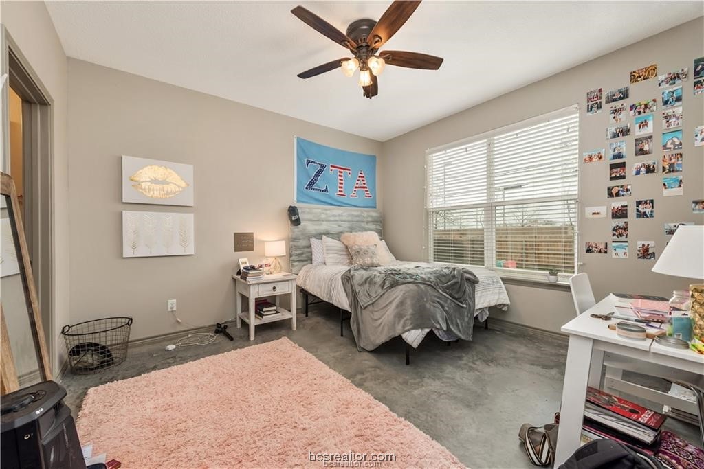 1014 Foster Unit: B