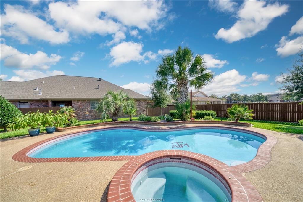 602 Clovis Court