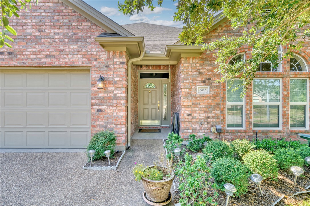 602 Clovis Court