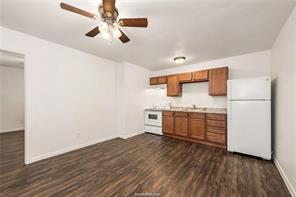 4305 College Main Street Unit: 9