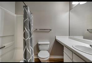 519 Southwest Parkway 103