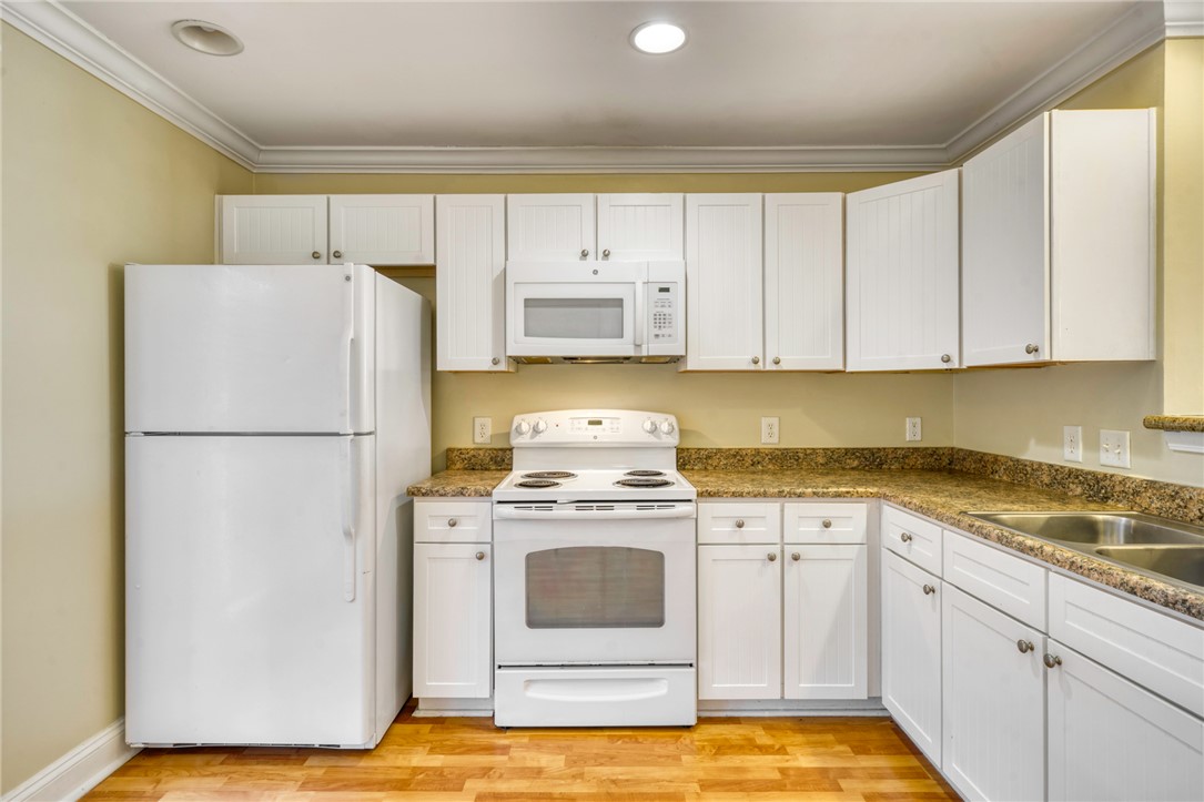 1725 Harvey Mitchell Parkway S 1630