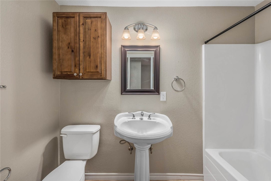 3914 Old College Road