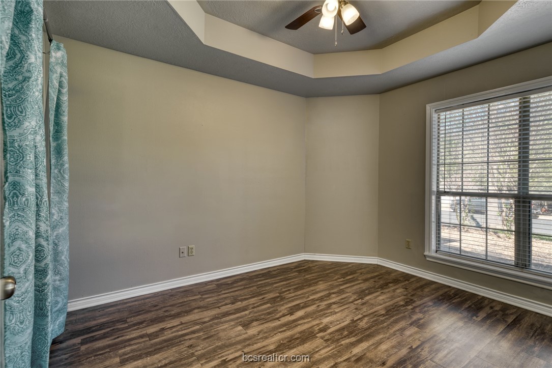 706 Summerglen Drive