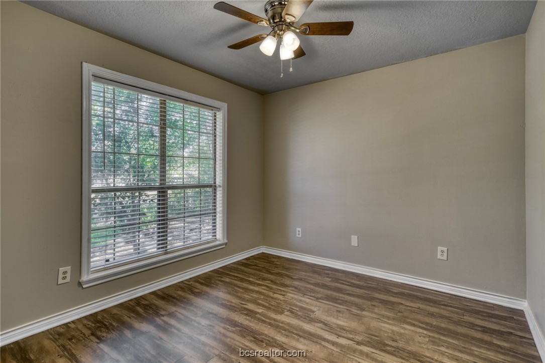 706 Summerglen Drive