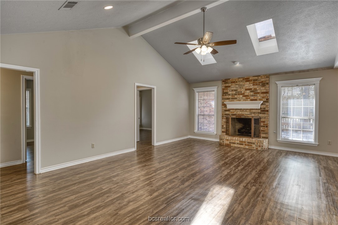 706 Summerglen Drive