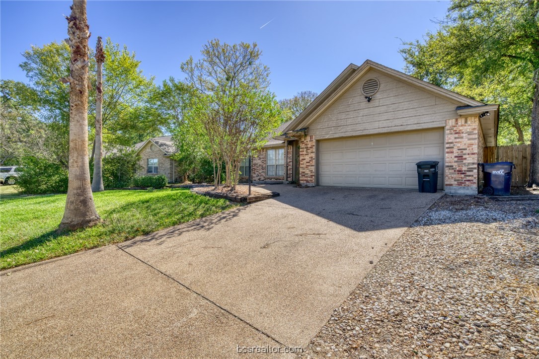 706 Summerglen Drive