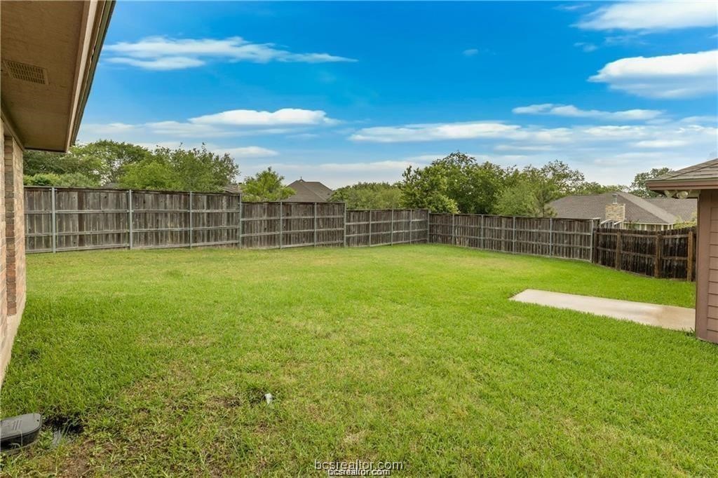 807 Holleman Drive