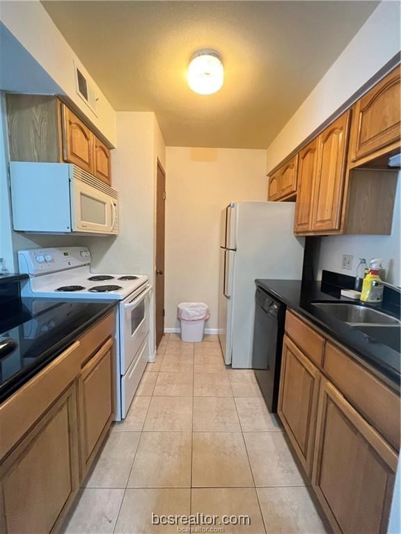 904 University Oaks 106