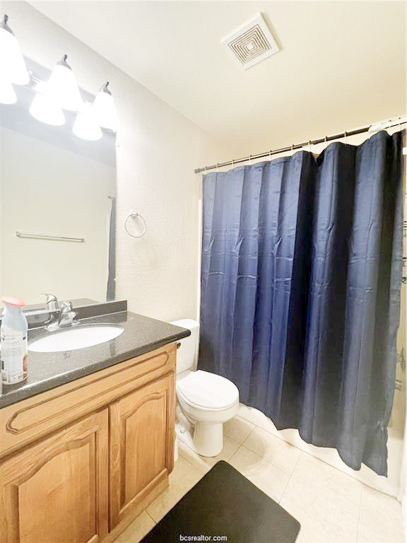 904 University Oaks 106