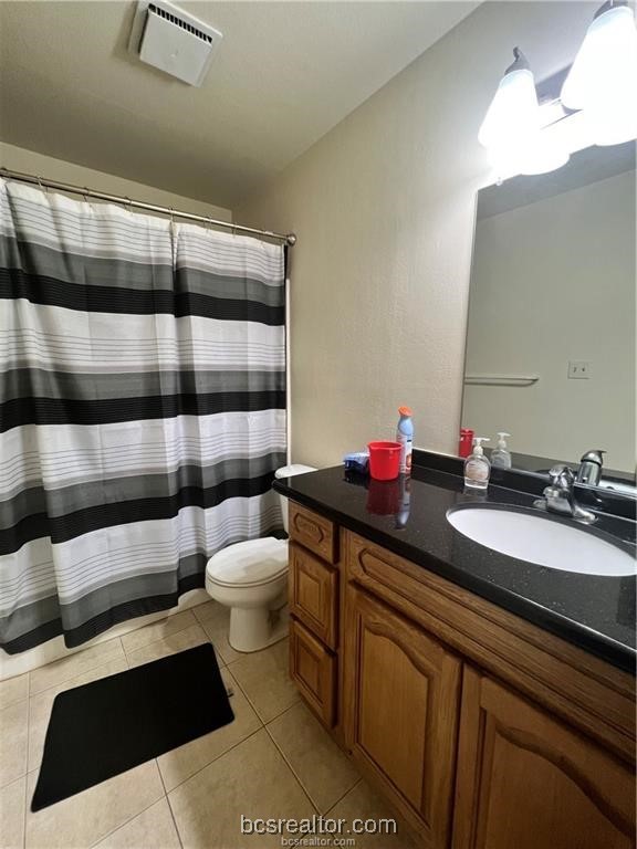 904 University Oaks 106