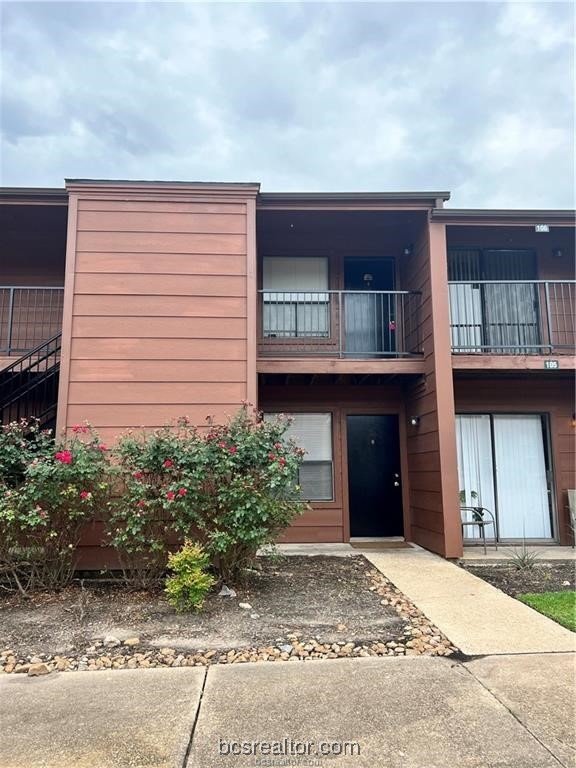 904 University Oaks 106