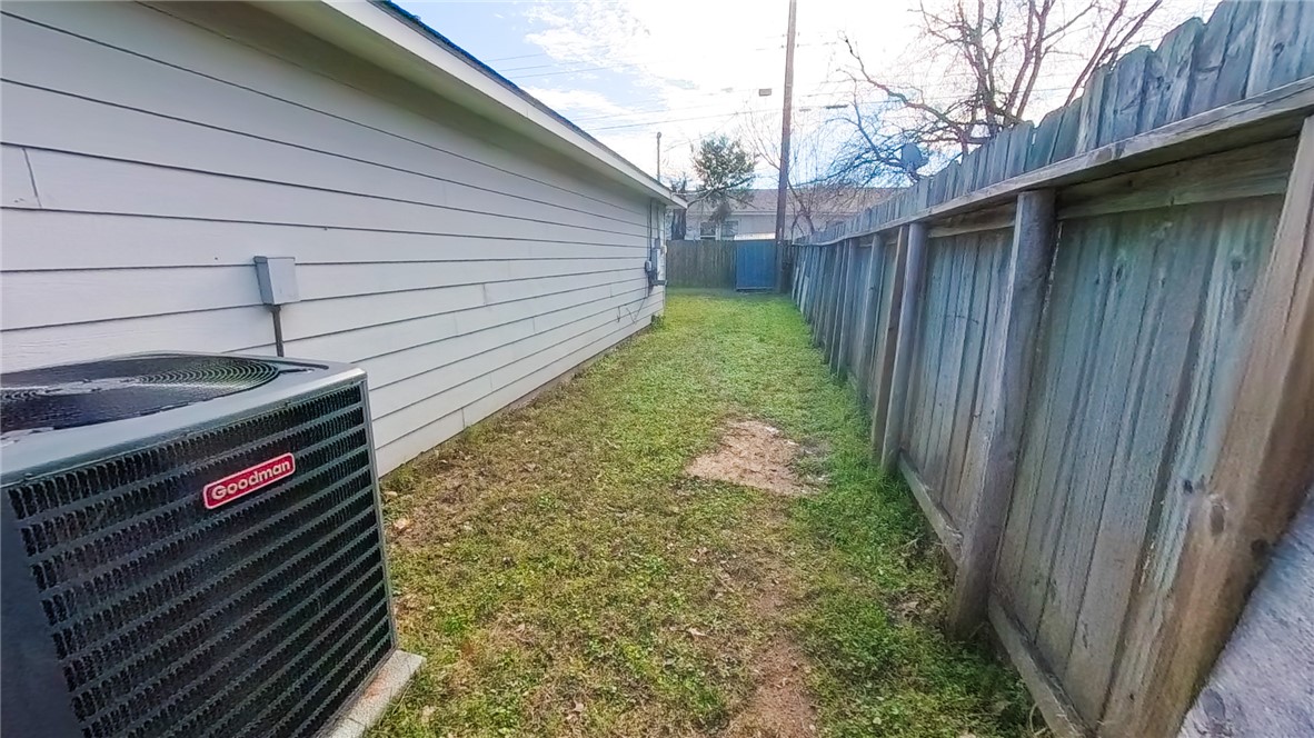 1109 Clearleaf Drive