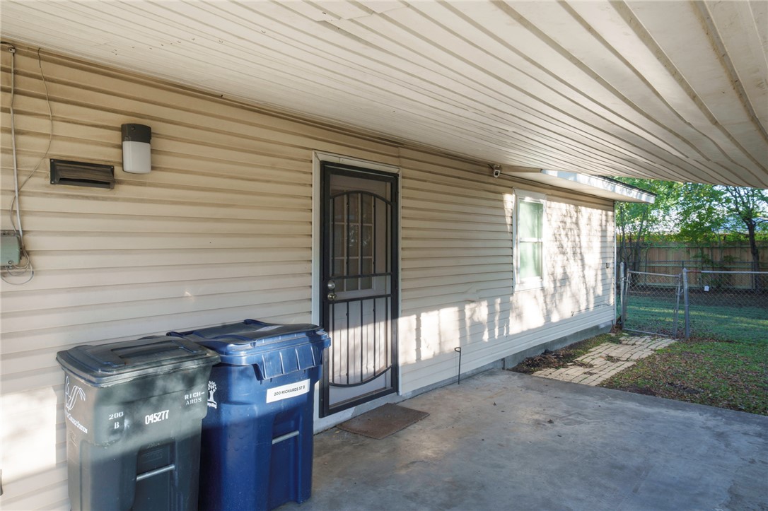 200 Richards Street B