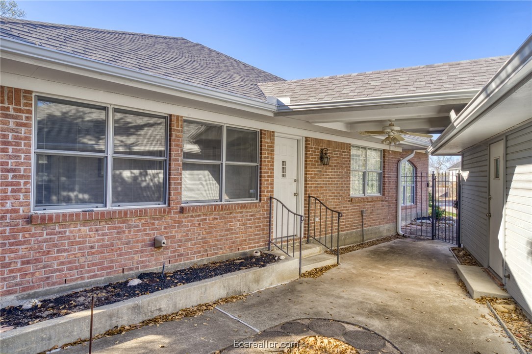 1402 Riverstone Court