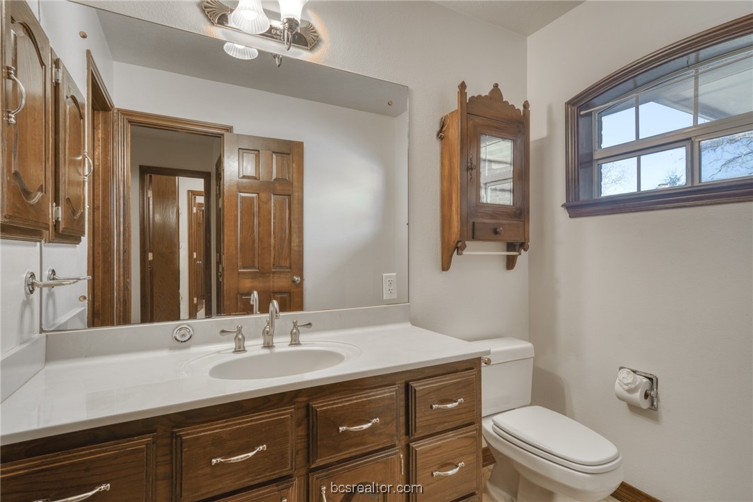 1402 Riverstone Court