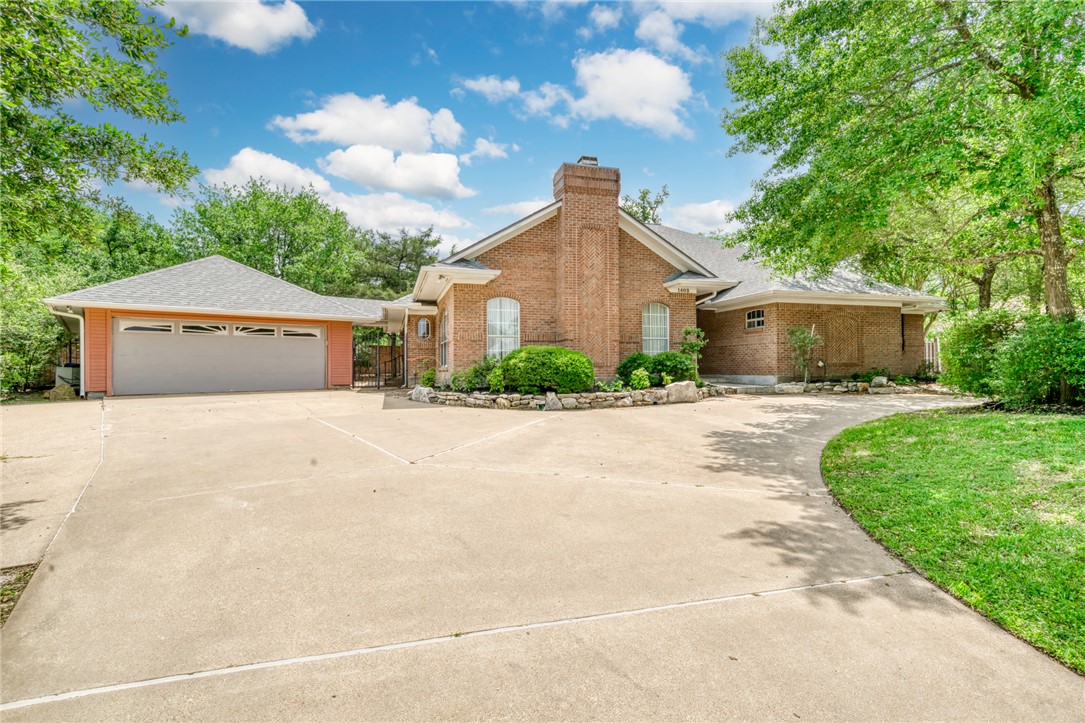 1402 Riverstone Court