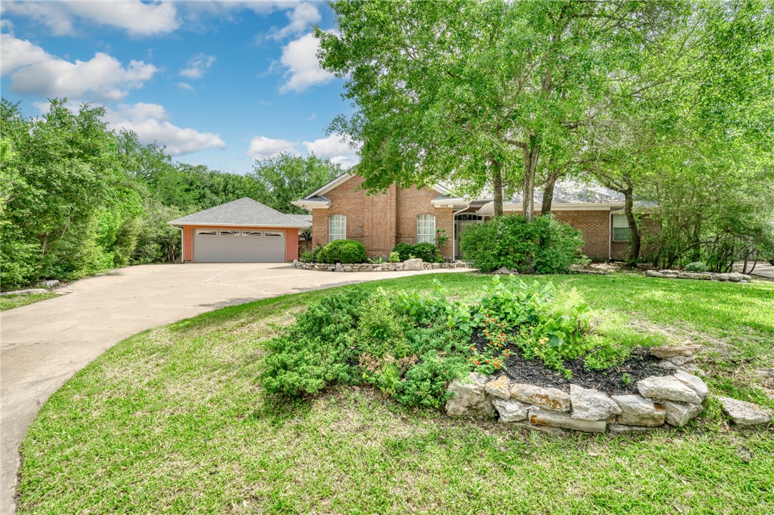 1402 Riverstone Court