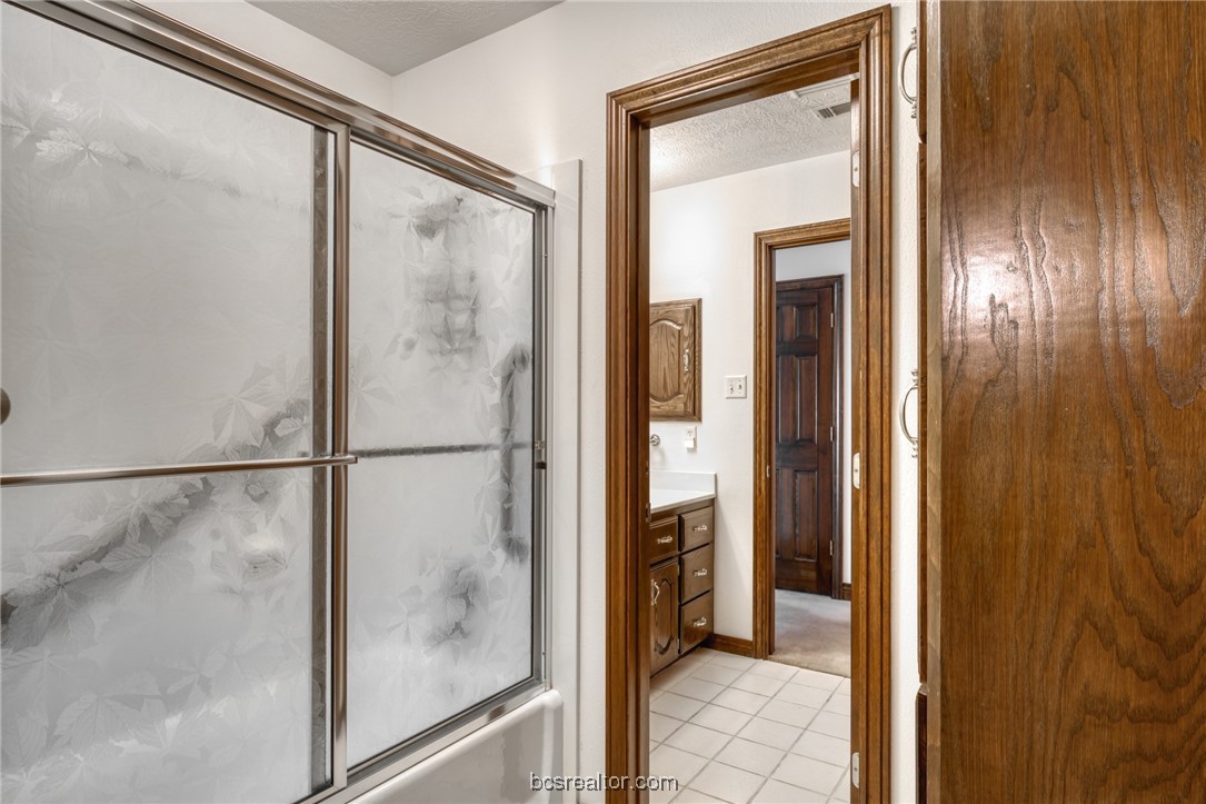 1402 Riverstone Court